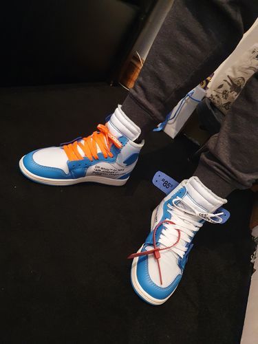 Off-White x Air Jordan 1 Retro High OG 'UNC' photo review