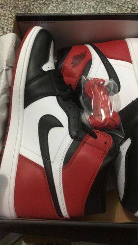 Air Jordan 1 Retro High 'Satin Black Toe' photo review