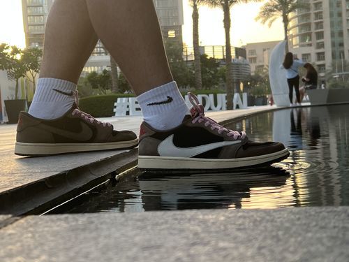 Travis Scott Jordan 1 Retro Low OG SP “Dark Mocha” photo review