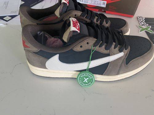 Travis Scott Jordan 1 Retro Low OG SP “Dark Mocha” photo review