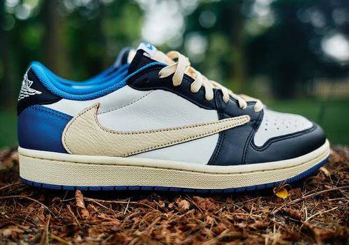 Air Jordan 1 Retro Low x Fragment Design x Travis Scott x 'Sail Black Military Blue' photo review