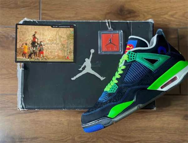 Air Jordan 4 Retro DB “Doernbecher” photo review
