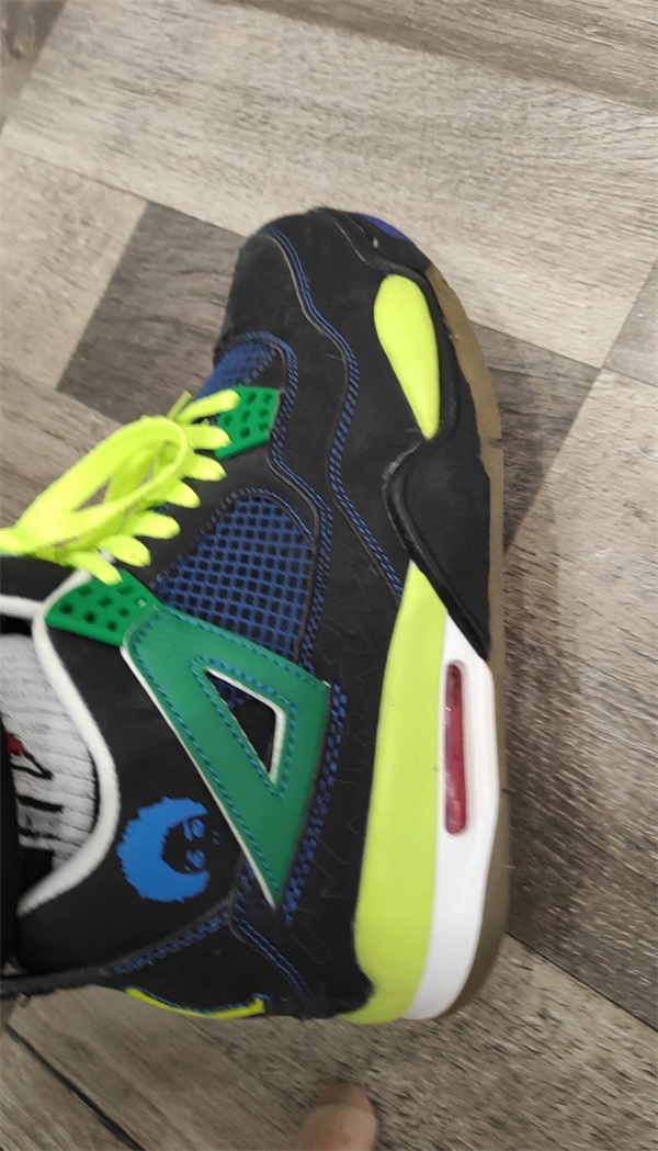 Air Jordan 4 Retro DB “Doernbecher” photo review