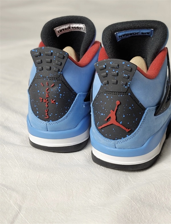 Travis Scott x Air Jordan 4 Retro "Cactus Jack" photo review