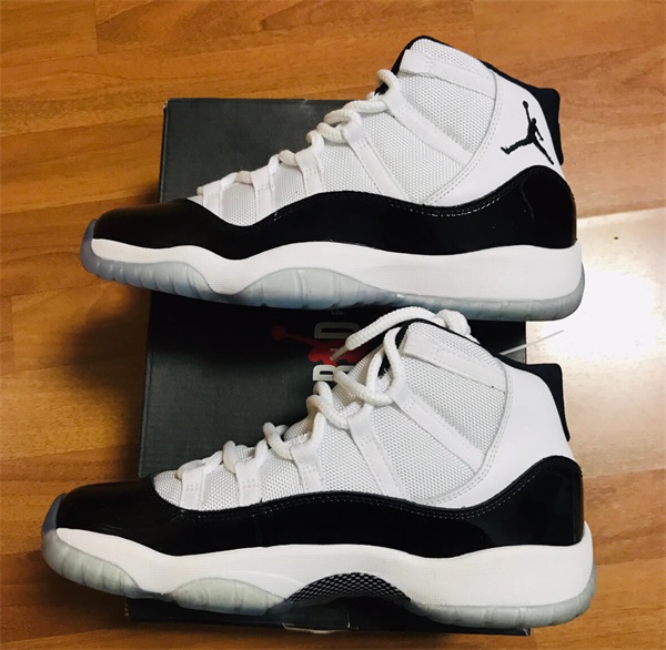 Jordan 11 “Concord” photo review