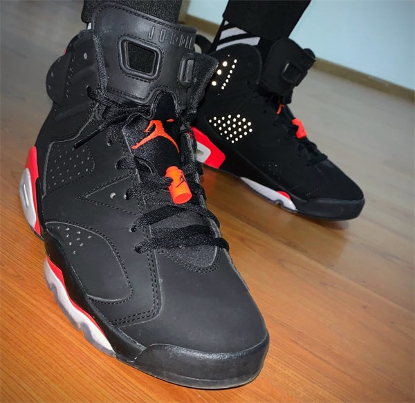 Air Jordan 6 “Black Infrared” photo review