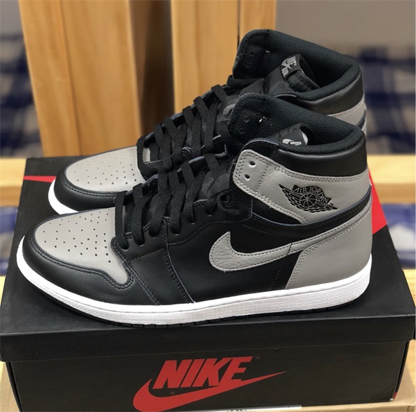 Air Jordan 1 Retro High OG 'Shadow' 2018 photo review