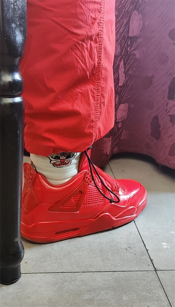 Air Jordan 4 Retro "11Lab4 Red" photo review