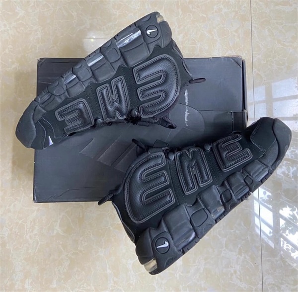 Air More Uptempo “Black” photo review