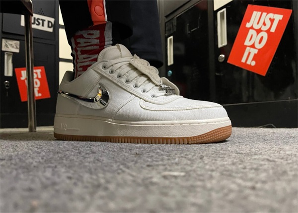 Travis Scott Air Force 1 One "White" photo review