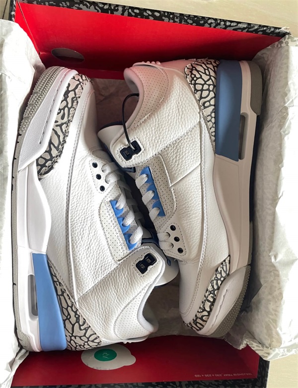 Air Jordan 3 Retro 'UNC' photo review