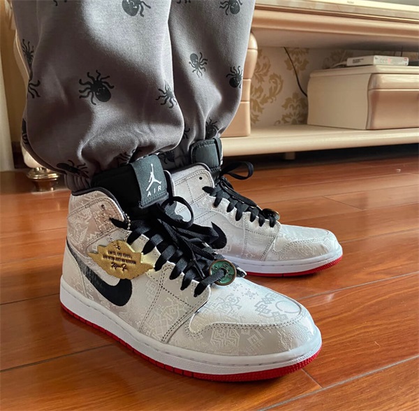 CLOT Jordan 1 Mid “Fearless” photo review