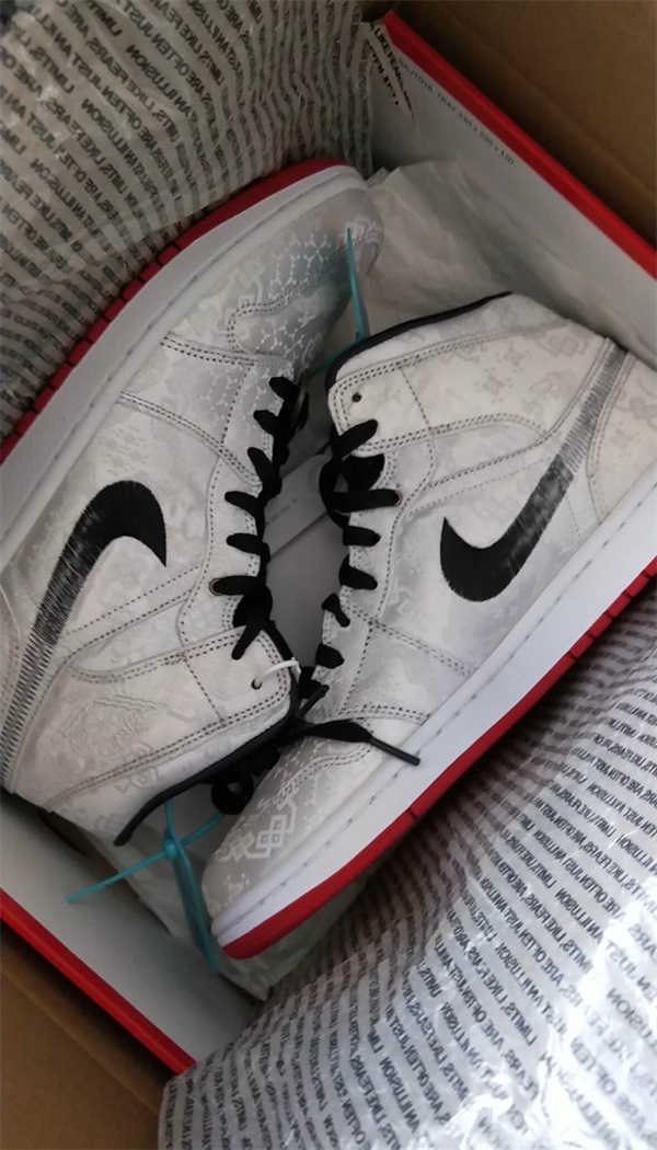 CLOT Jordan 1 Mid “Fearless” photo review