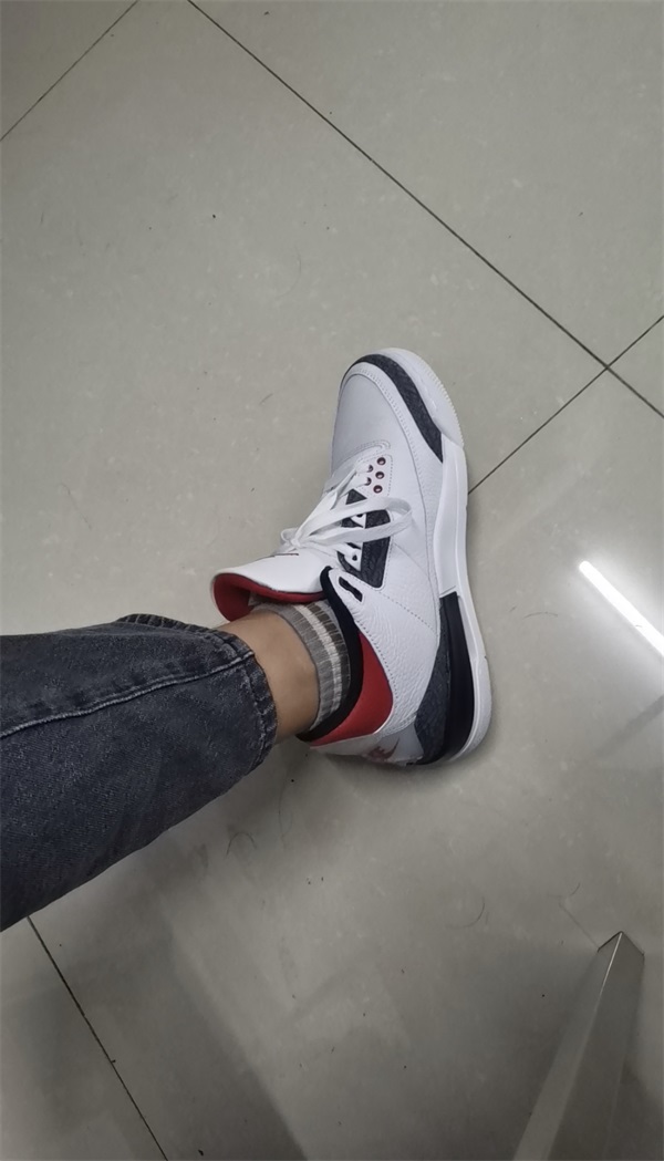 Air Jordan 3 Retro Denim SE 'Fire Red' photo review