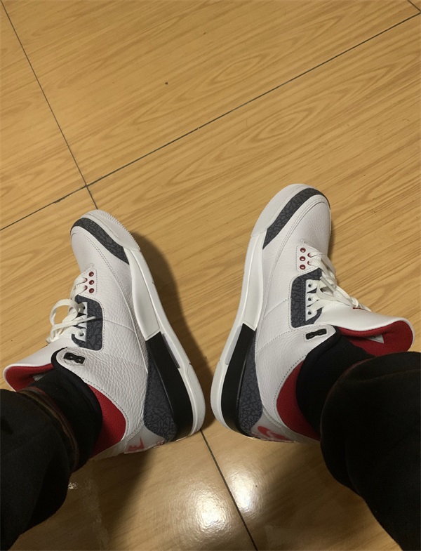 Air Jordan 3 Retro Denim SE 'Fire Red' photo review