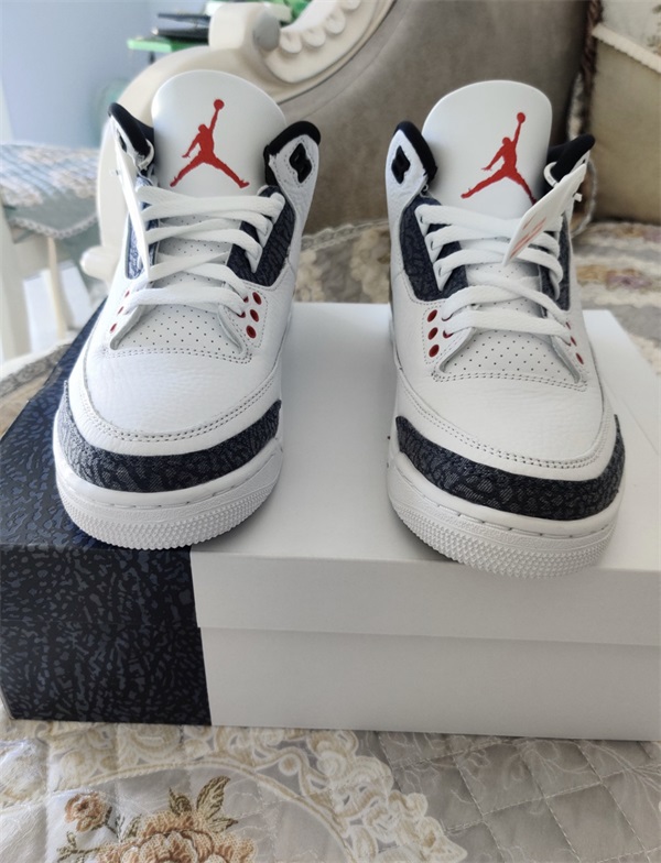 Air Jordan 3 Retro Denim SE 'Fire Red' photo review