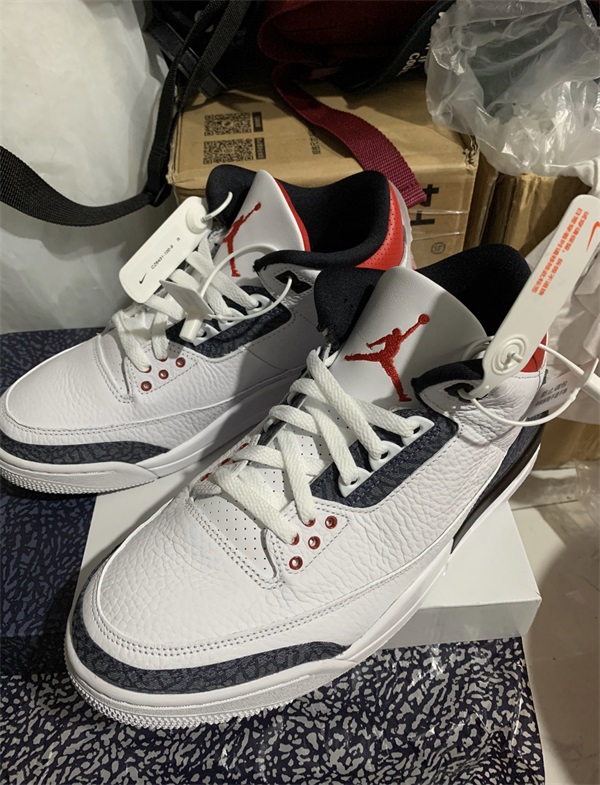 Air Jordan 3 Retro Denim SE 'Fire Red' photo review