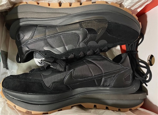 Nike Sacai VaporWaffle "Black Gum" photo review