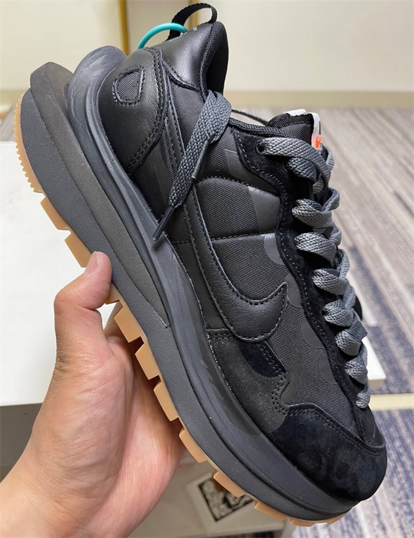 Nike Sacai VaporWaffle "Black Gum" photo review