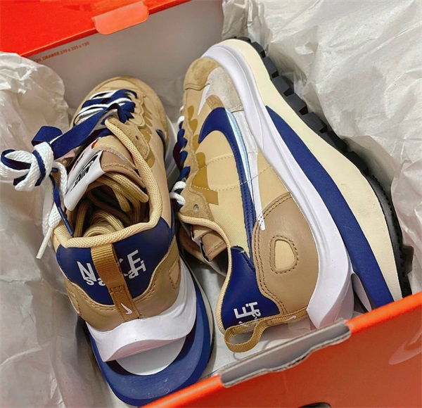 Sacai VaporWaffle "Sesame" photo review