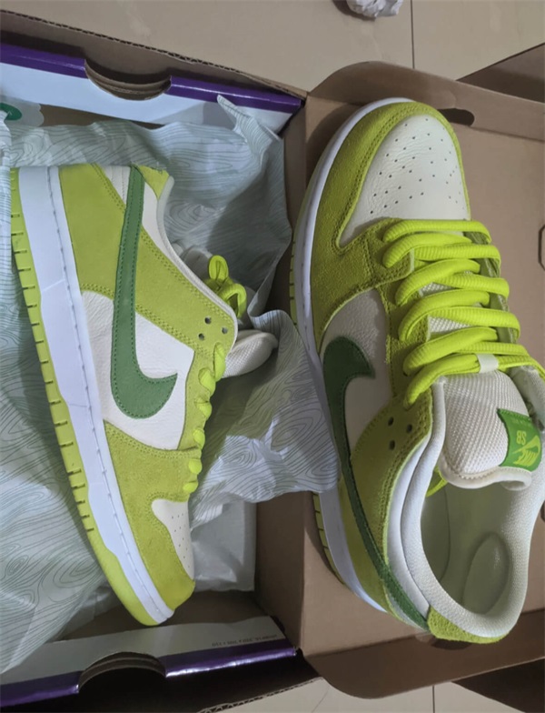 Nike Dunk Low Pro SB 'Fruity Pack - Green Apple' photo review