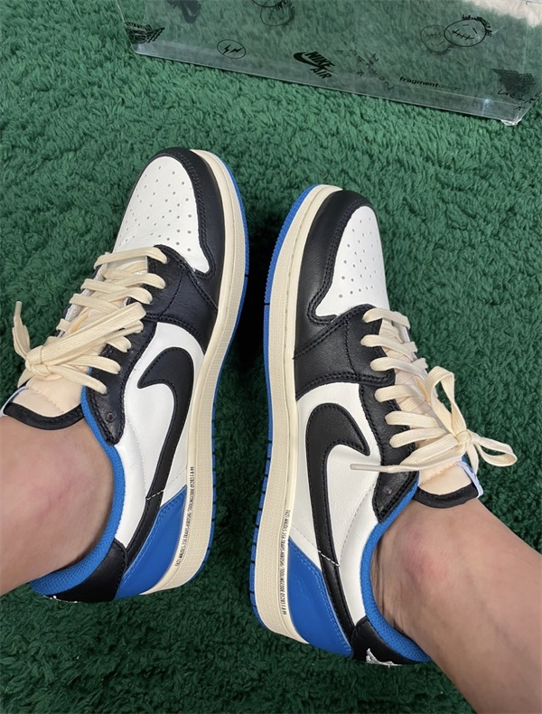 Travis Scott x Fragment x Air Jordan 1 Low OG "White" photo review